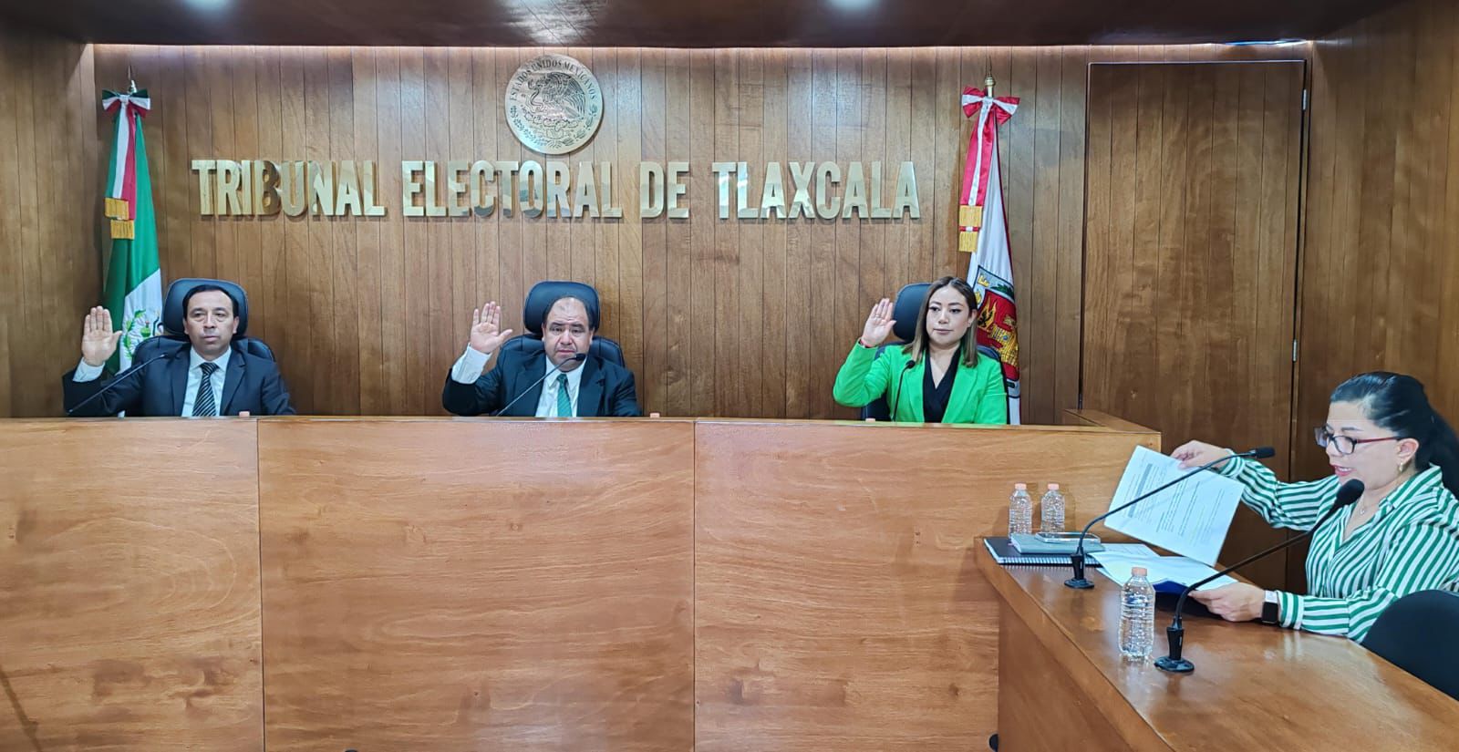 Revoca TET negativa de registro de candidaturas a diputaciones locales de mayoría y representación proporcional